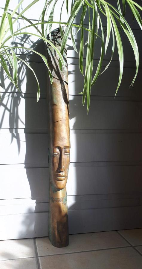 L'Oustaou Du Bodo Bed & Breakfast Ambon Exterior photo