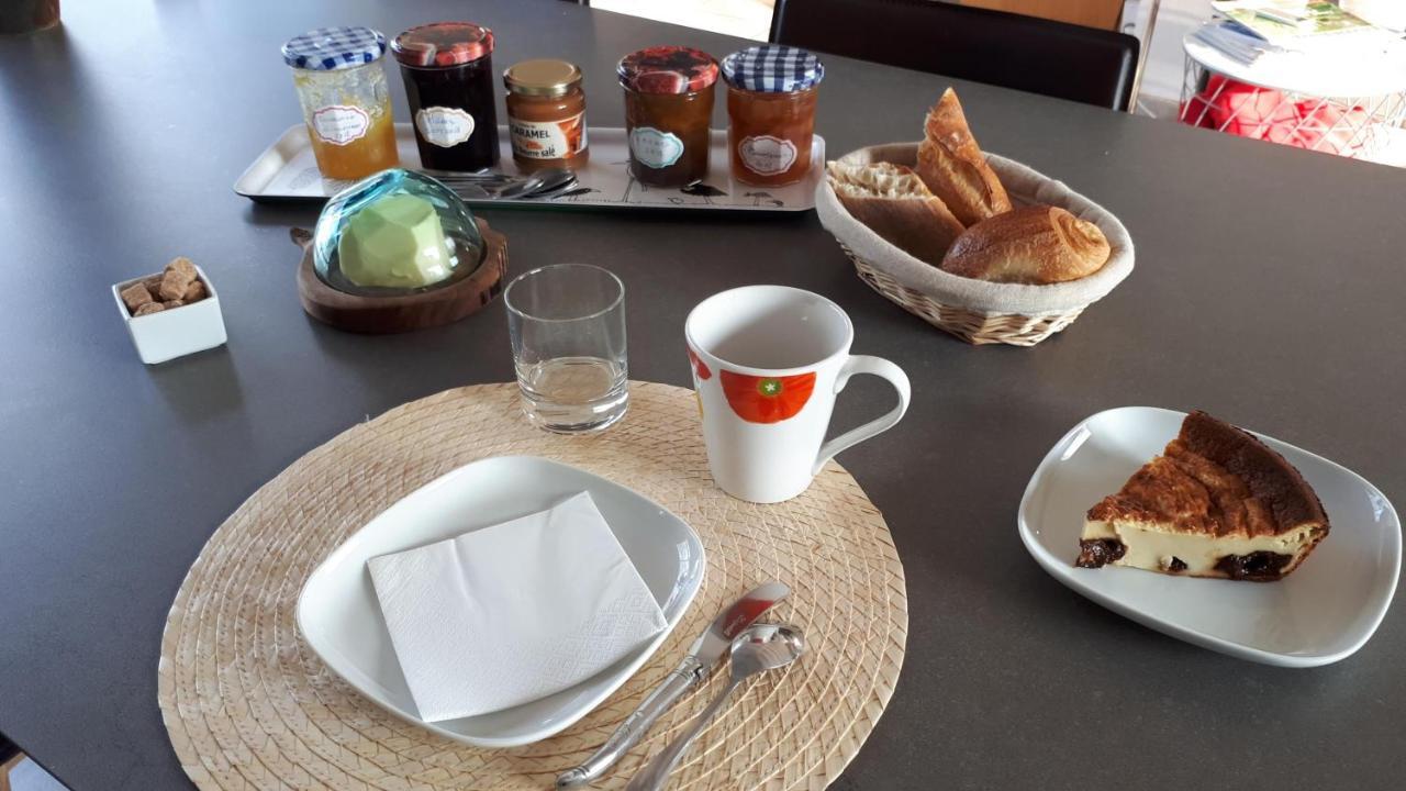 L'Oustaou Du Bodo Bed & Breakfast Ambon Exterior photo